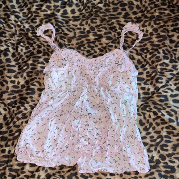 Pink floral Abercrombie crop top - Picture 2 of 2